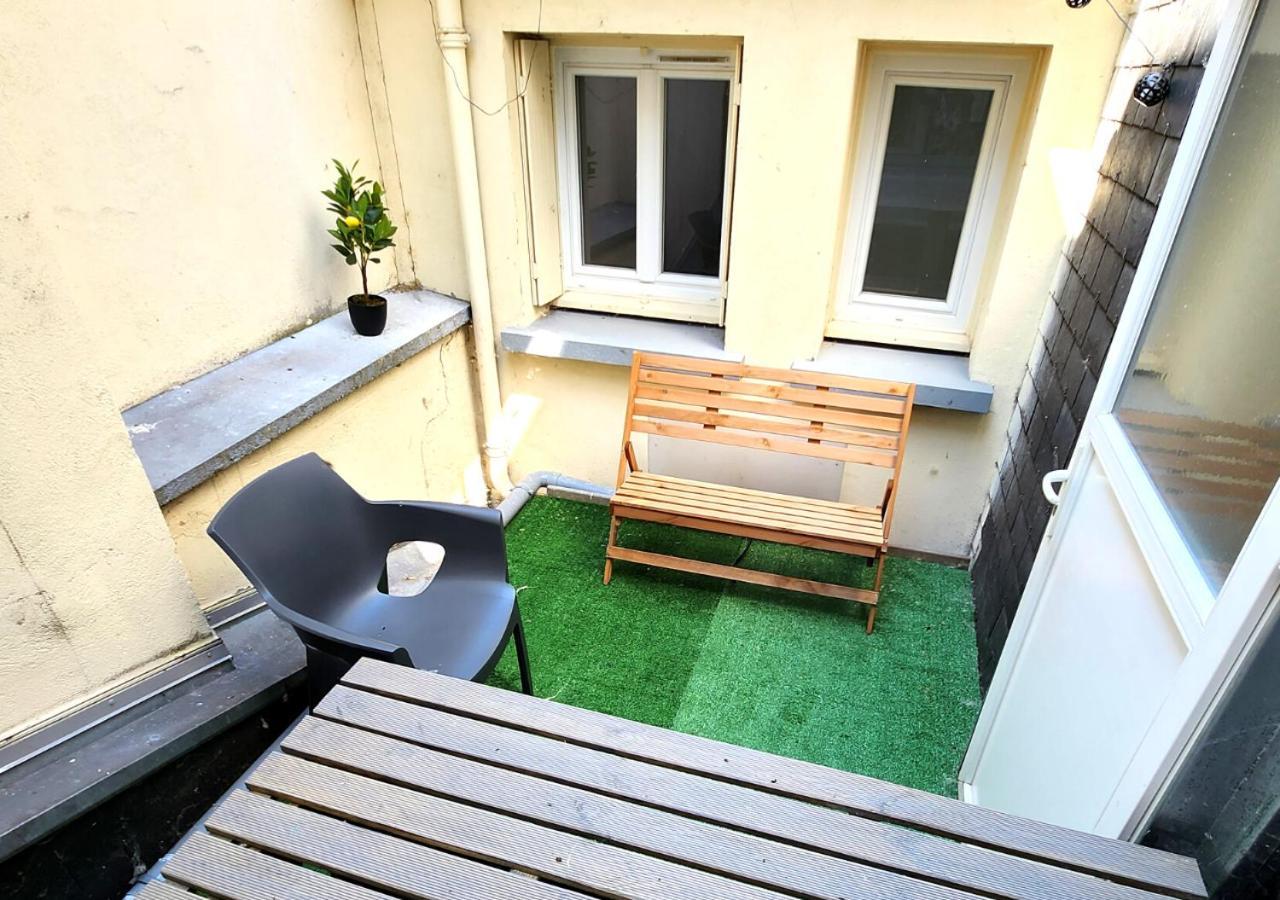 "Colbert Triplex" 3 Chambres - Balcon - Patio - Cathedrale Тур Екстериор снимка